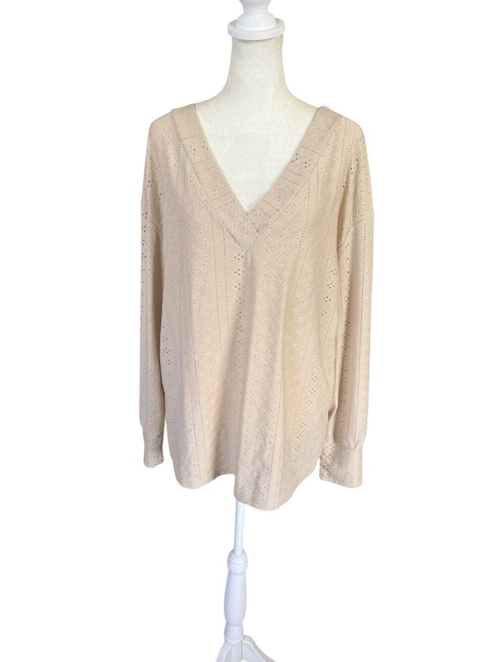Dokotoo women's beige long sleeve v-neck pullover stretchy top size large